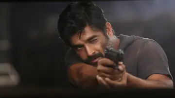 Backdrop to the movie "Vikram Vedha" #405863