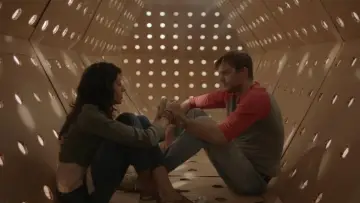 Backdrop to the movie "Dave Made a Maze" #1108961