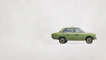 Backdrop to the movie "A Taxi Driver" #750913