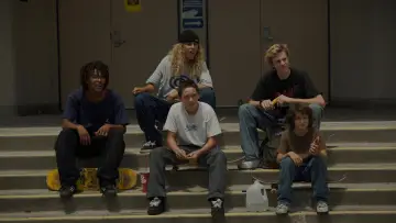 Backdrop to the movie "mid90s" #211598