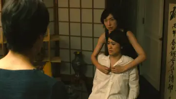 Backdrop to the movie "White Lily" #1095105
