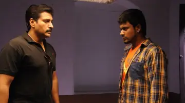 Backdrop to the movie "Pagadi Attam" #1157302