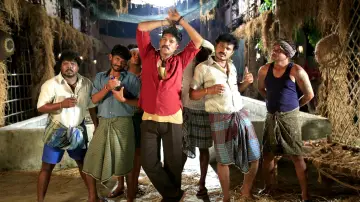 Backdrop to the movie "Padai Veeran" #1163697