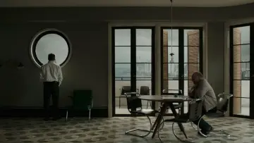 Backdrop to the movie "Foxtrot" #394773