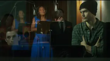 Backdrop to the movie "Hello Again" #497403