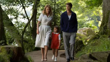 Backdrop to the movie "An Impossible Love" #1087204