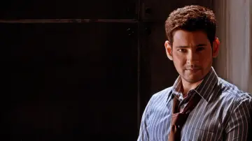 Backdrop to the movie "Spyder" #359486