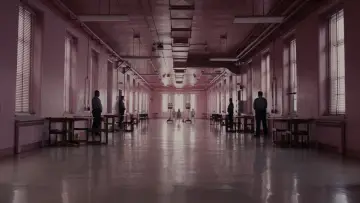 Backdrop to the movie "Glass" #638546