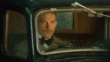 Backdrop to the movie "The Little Stranger" #482357