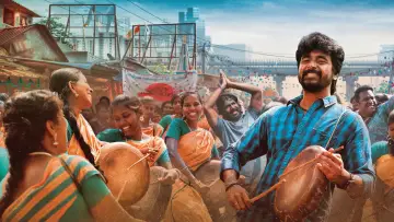 Backdrop to the movie "Velaikkaran" #1161791
