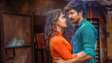 Backdrop to the movie "Velaikkaran" #1161792