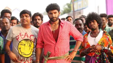 Backdrop to the movie "Pakka" #1163158