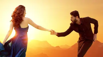 Backdrop to the movie "Gulaebaghavali" #1162121