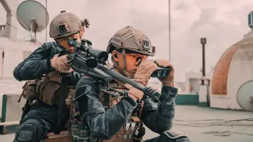 Backdrop to the movie "Operation Red Sea" #481431