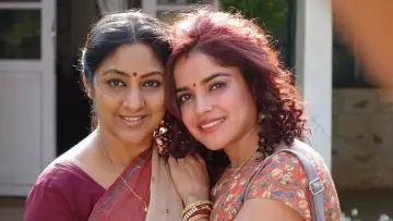 Backdrop to the movie "Abhiyum Anuvum" #1148279
