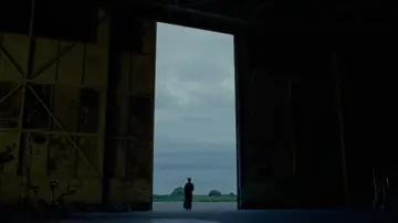 Backdrop to the movie "The Souvenir" #694948