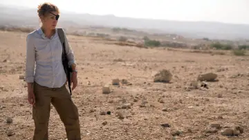 Backdrop to the movie "A Private War" #392674