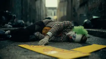 Backdrop to the movie "Joker" #553997