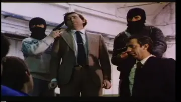 Backdrop to the movie "Terroristas" #696147