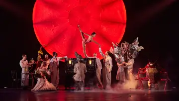 Backdrop to the movie "Cirque du Soleil: Luzia" #1568895