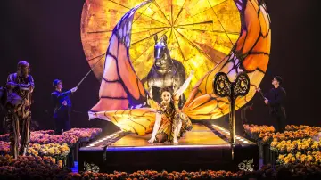 Backdrop to the movie "Cirque du Soleil: Luzia" #1568897