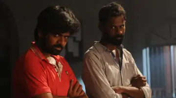 Backdrop to the movie "Pichuvakaththi" #1148795