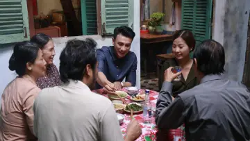 Backdrop to the movie "Có Căn Nhà Nằm Nghe Nắng Mưa" #1181340