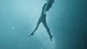 Backdrop to the movie "47 Meters Down: Uncaged" #336734