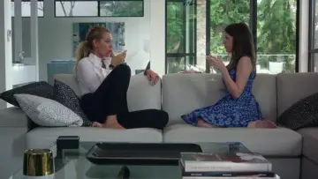 Backdrop to the movie "A Simple Favor" #856841