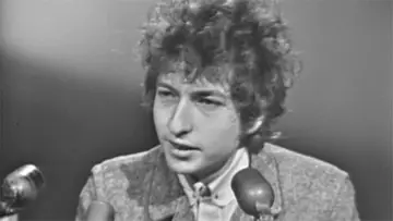 Backdrop to the movie "Dylan Speaks" #1145313
