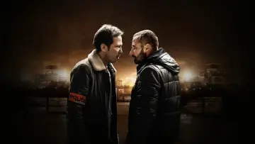 Backdrop to the movie "Close Enemies" #1588530