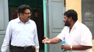 Backdrop to the movie "Palli Paruvathile" #1163954
