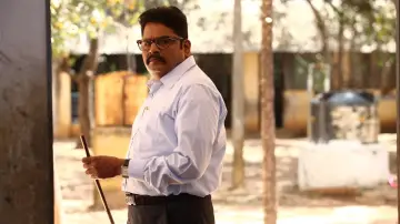Backdrop to the movie "Palli Paruvathile" #1163957