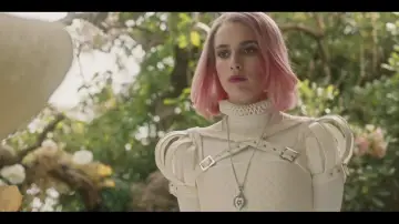 Backdrop to the movie "Paradise Hills" #1002877