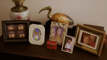 Backdrop to the movie "Marriage Story" #678084
