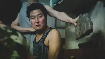 Backdrop to the movie "Parasite" #525834