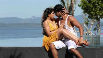 Backdrop to the movie "Mr. Chandramouli" #742331