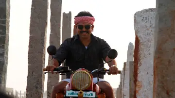 Backdrop to the movie "Kadaikutty Singam" #452101
