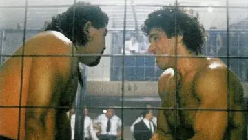 Backdrop to the movie "Cage" #725847