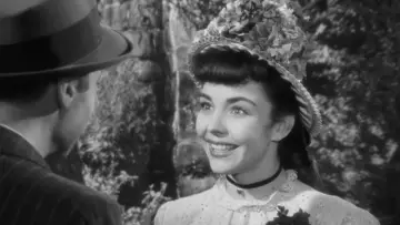 Backdrop to the movie "Cluny Brown" #684388