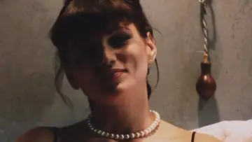Backdrop to the movie "Miranda" #845902