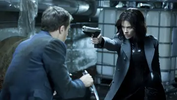 Backdrop to the movie "Underworld: Awakening" #853124