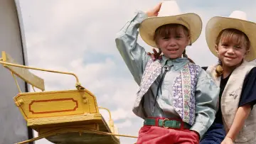 Backdrop to the movie "How the West Was Fun" #1069360