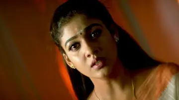 Backdrop to the movie "Chandramukhi" #866492