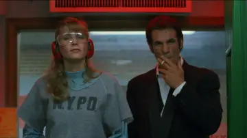 Backdrop to the movie "Maniac Cop 3: Badge of Silence" #1084550