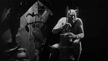 Backdrop to the movie "Häxan" #1022020