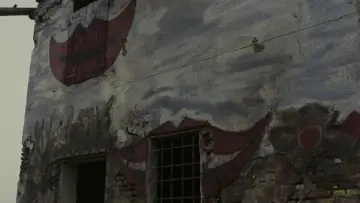 Backdrop to the movie "The House with Laughing Windows" #989444