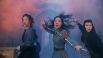 Backdrop to the movie "Heroic Trio 2: Executioners" #376626