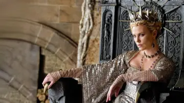Backdrop to the movie "Snow White and the Huntsman" #841070