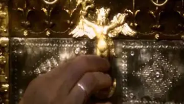 Backdrop to the movie "Revelation" #499543